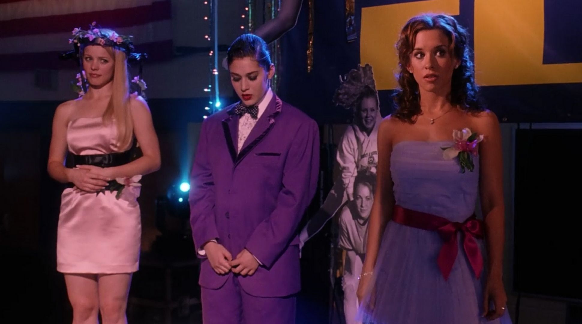 14 of the most iconic fashion moments from Mean Girls