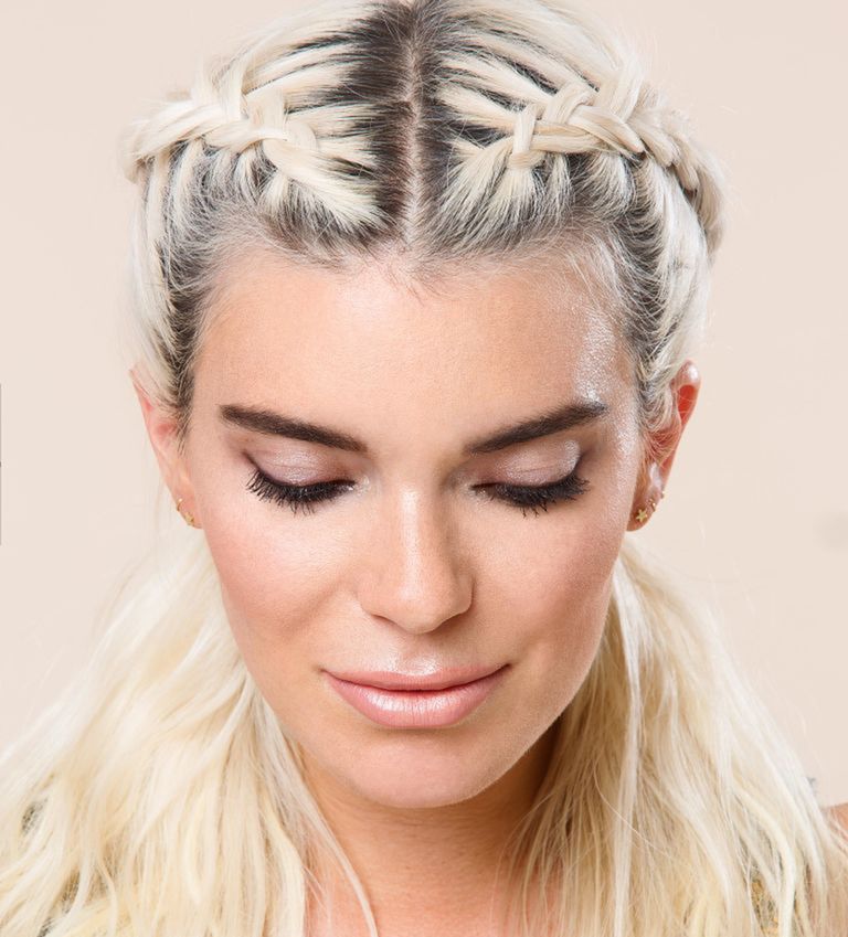 13 Clever Hairstyles That'll Instantly Hide Third Day Hair | Cosmopolitan  Middle East