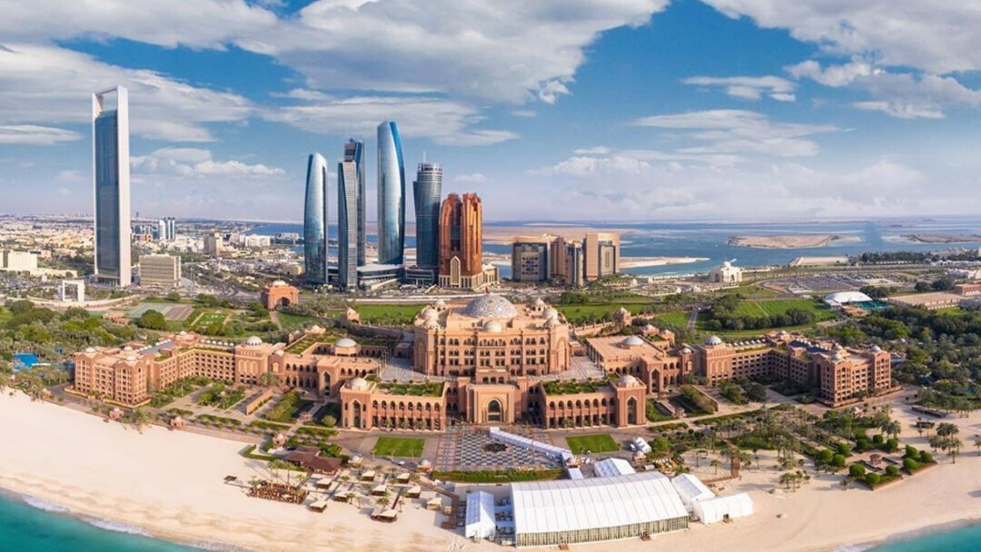 9 Mesmerizing places to visit in your Abu Dhabi City Tour 