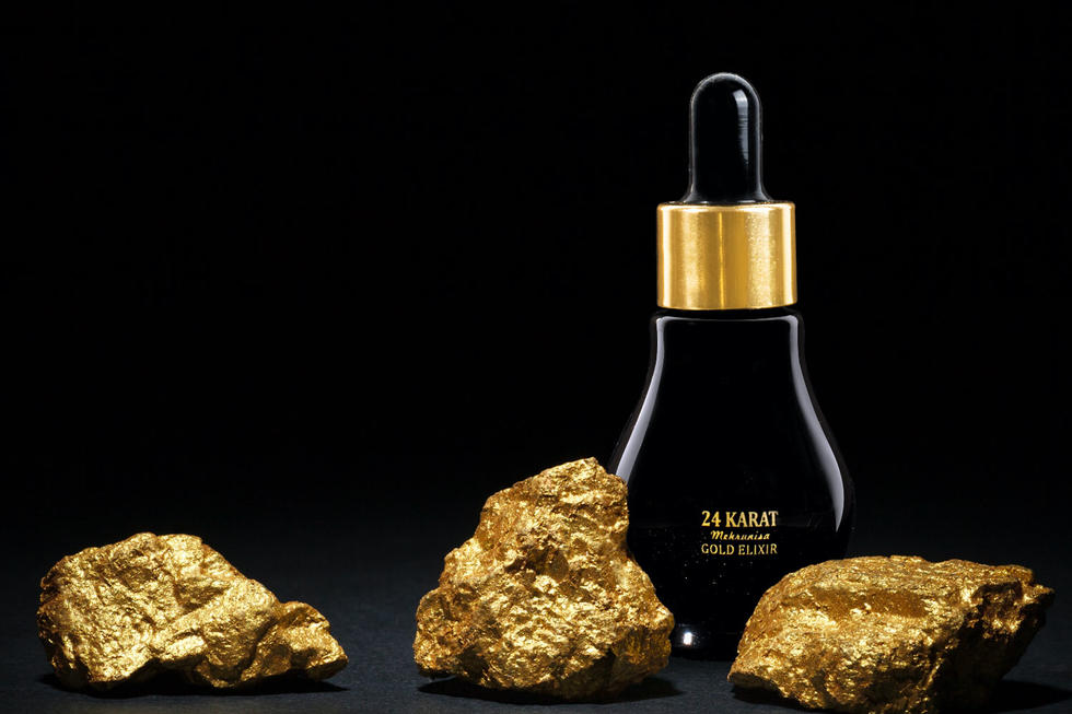 A Gold-Infused Anti-Ageing Face Oil Has Launched In Dubai | Beauty