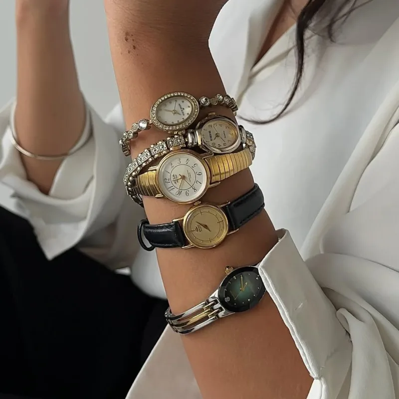 Entering your chic watches era?