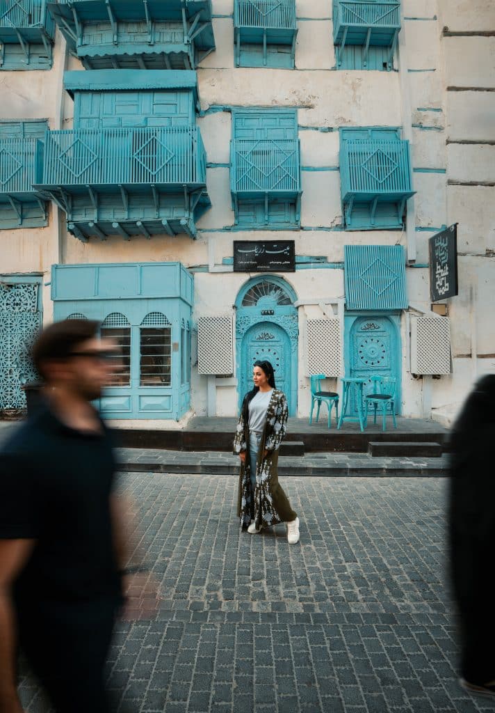 female solo travel in saudi arabia